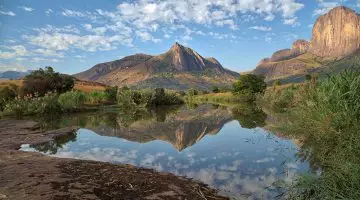 Le massif de l’Andringitra et le Tsaranoro