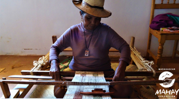 Le métier à tisser la soie de Madagascar
