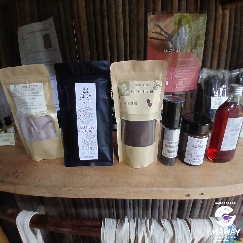 Écoshop Akiba Komba à Madagascar proposant des produits artisanaux issus du commerce local et responsable